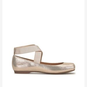 Jessica Simpson Mandalaye Ballet Flats Criss Cross‎ In Champagne Size 6.5